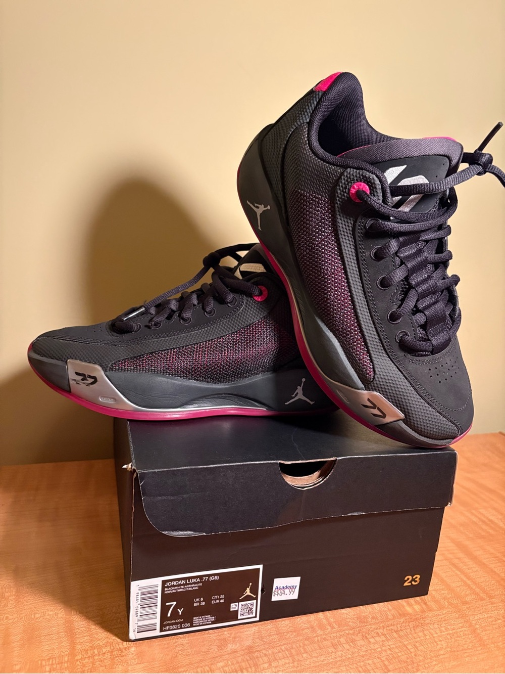 Jordan Women's Low-Top Sneakers in Black and Pink - Picture 2 of 6